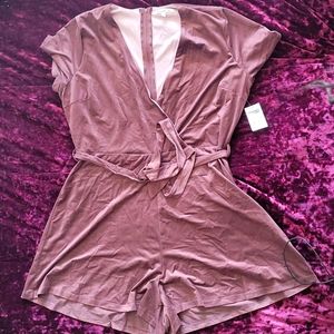 Charlotte Russe XL mauve romper